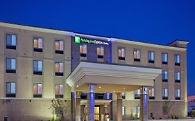 Holiday Inn Express Lincoln Airport